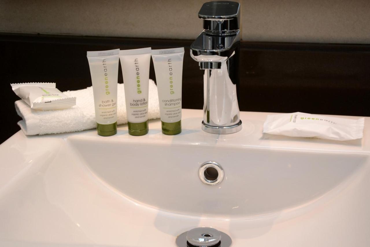 Premier Splendid Inn Umhlanga Durban Extérieur photo