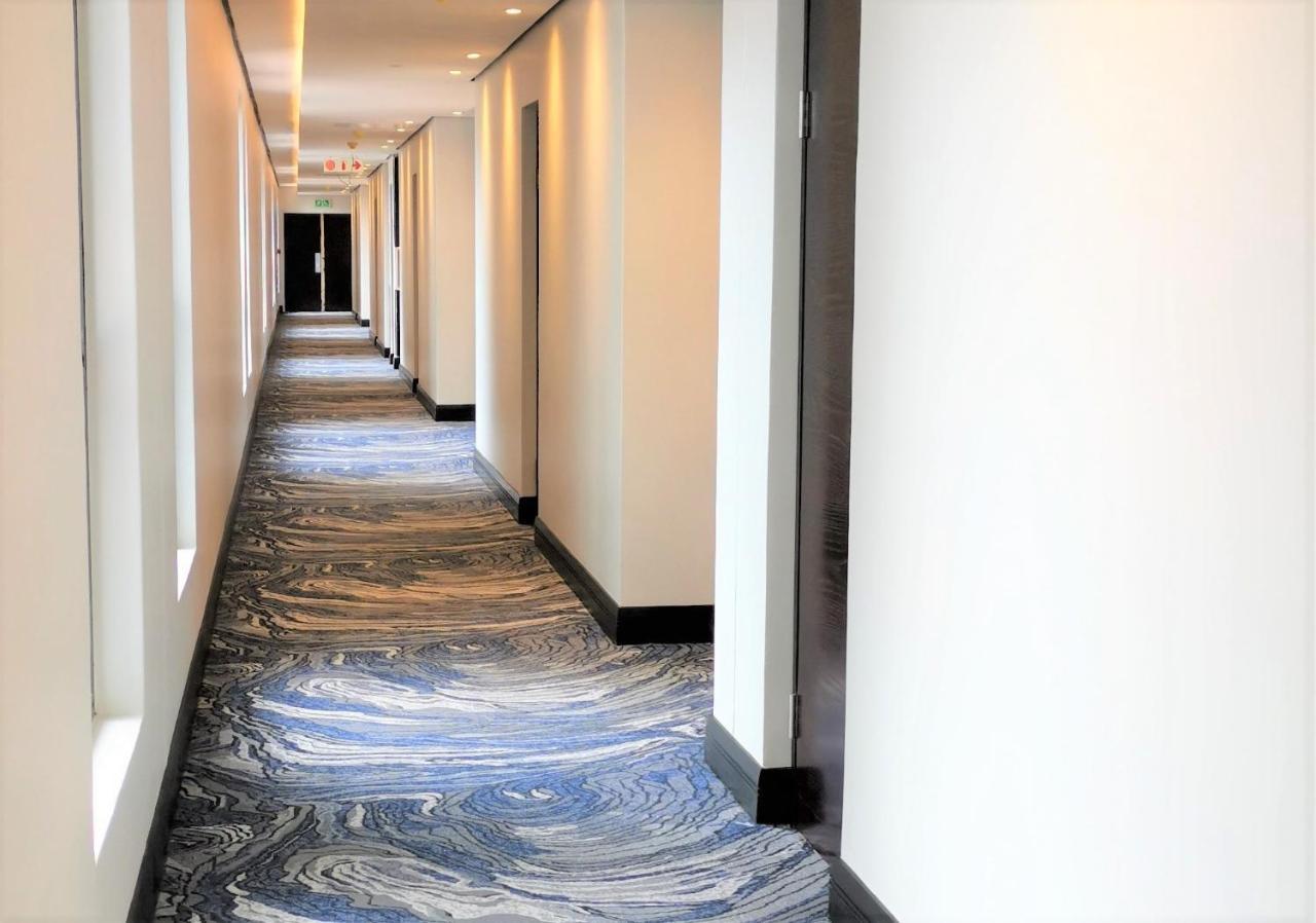 Premier Splendid Inn Umhlanga Durban Extérieur photo